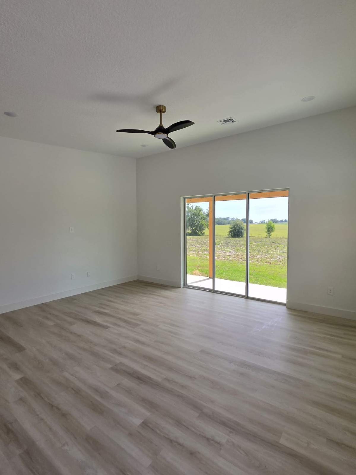 Brand-New 4-Bedroom Home on 2.11 Acres with Pole Barn Near Ocala | Living Quarters | For Sale