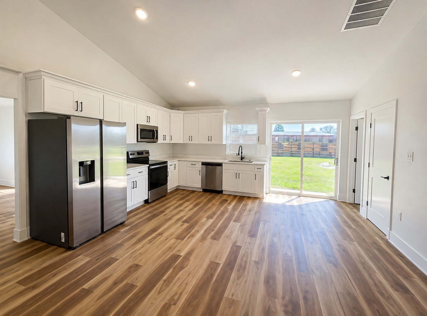 5.16-Acre Turnkey Equestrian Property Near Ocala, Florida | Living Quarters + Stables | For Sale