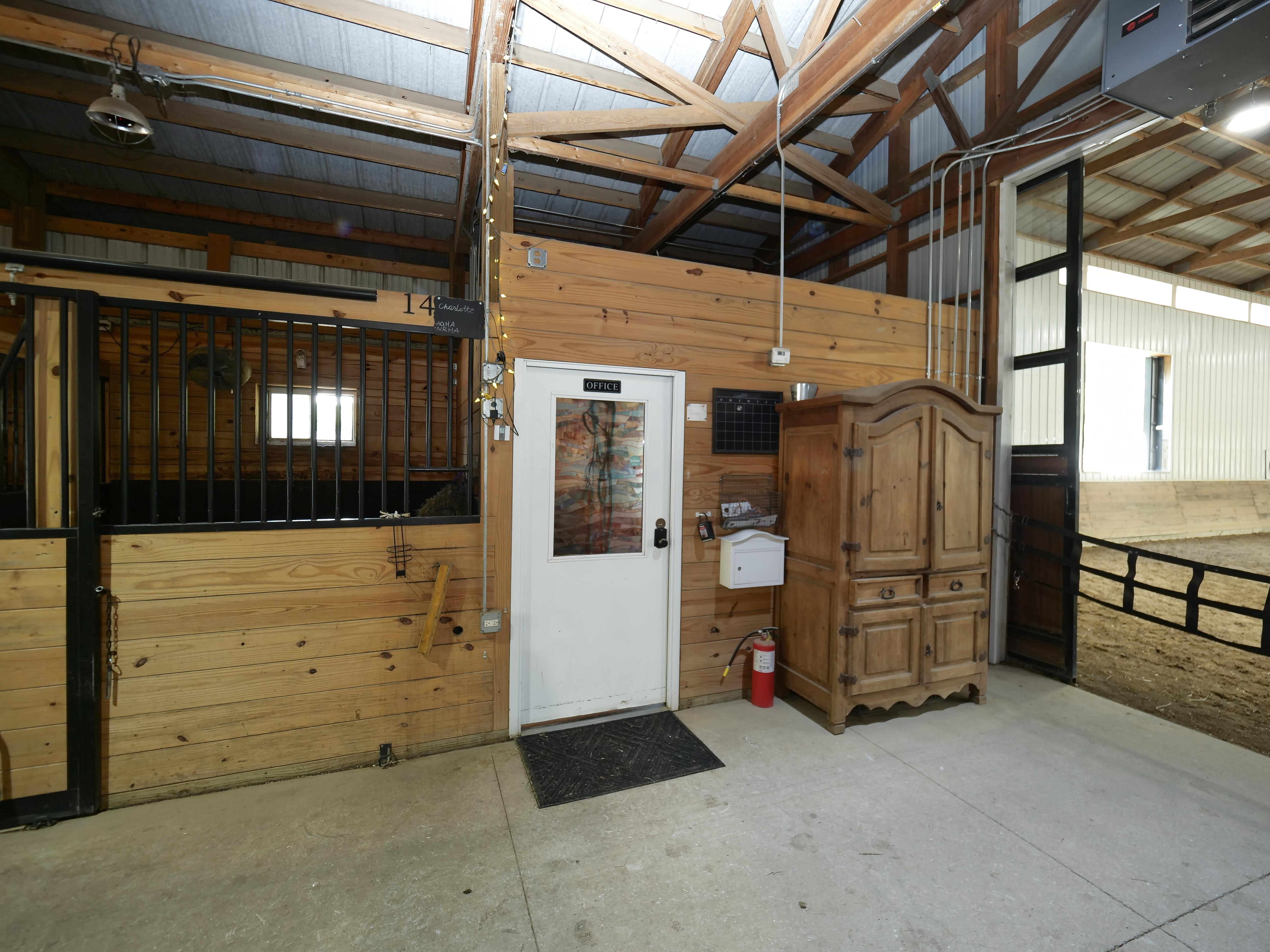 LUXURY EQUESTRIAN ESTATE---owner financing available! | Living Quarters + Stables | For Sale