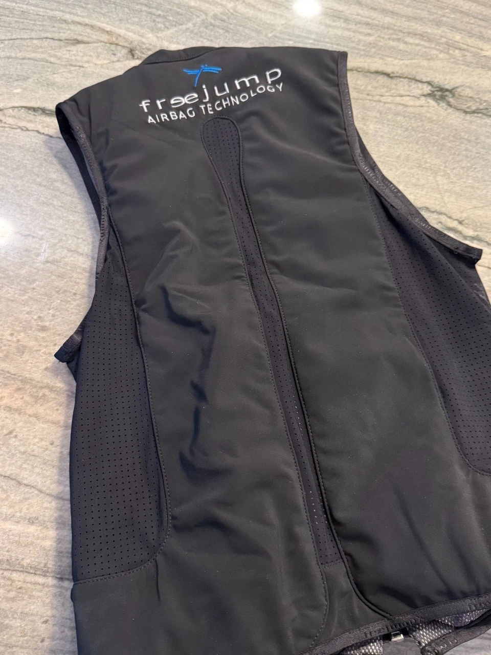 NWT Freejump Airbag Vest Black XS Regular Fit Equestrian Safety $475 OBO | Free Jump