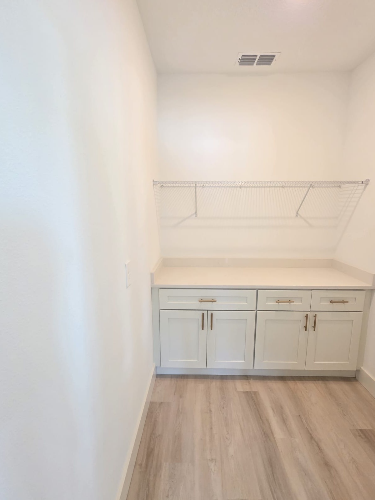 Brand-New 4-Bedroom Home on 2.11 Acres with Pole Barn Near Ocala | Living Quarters | For Sale