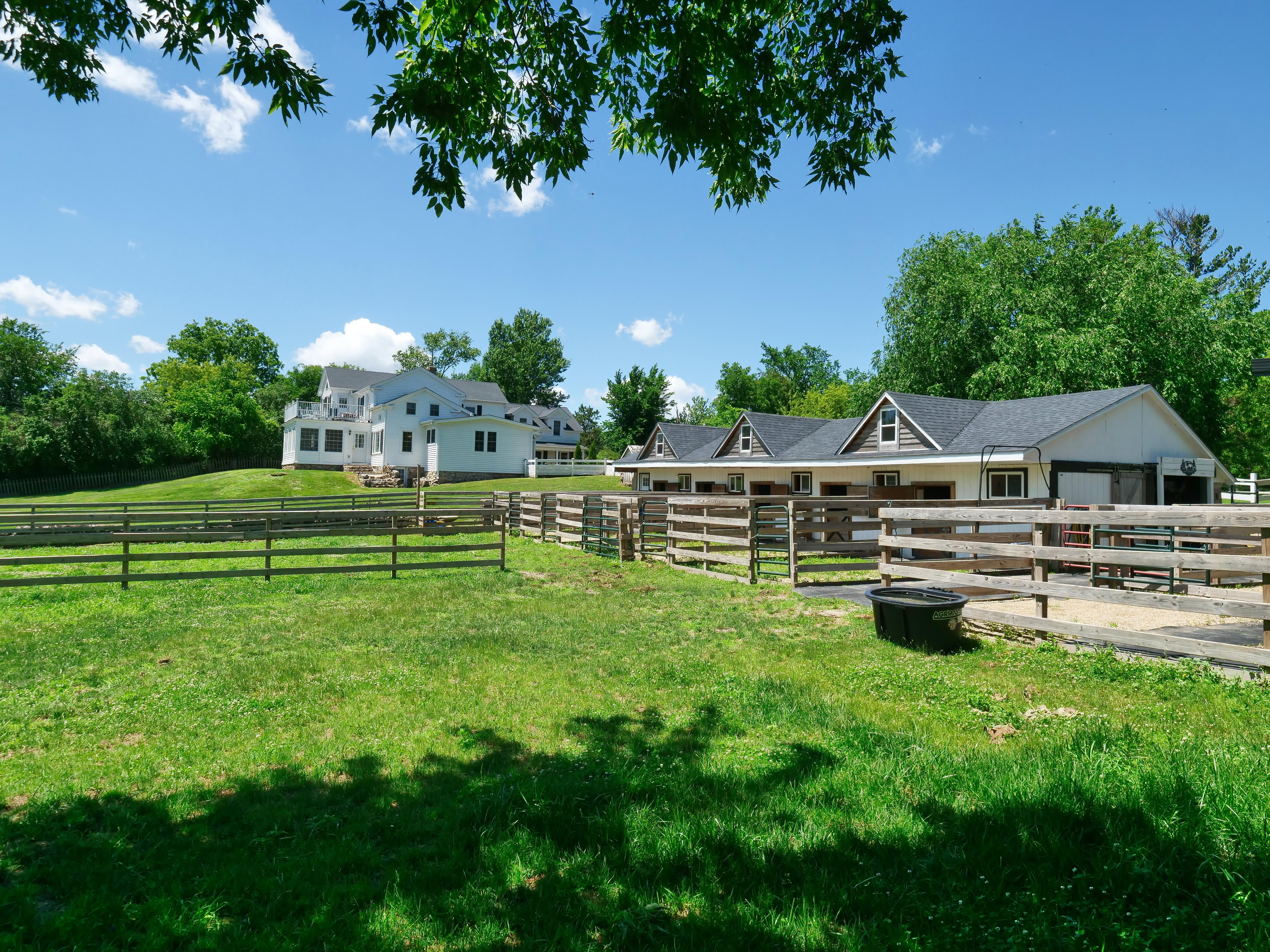 LUXURY EQUESTRIAN ESTATE---owner financing available! | Living Quarters + Stables | For Sale