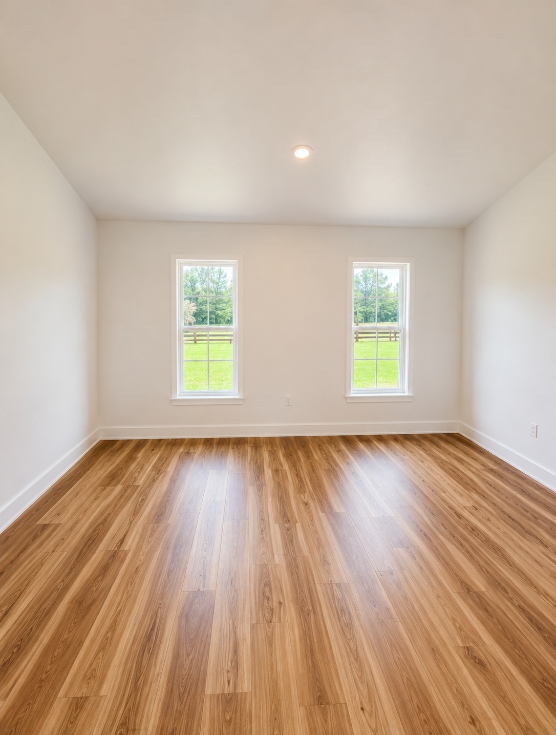 5.16-Acre Turnkey Equestrian Property Near Ocala, Florida | Living Quarters + Stables | For Sale