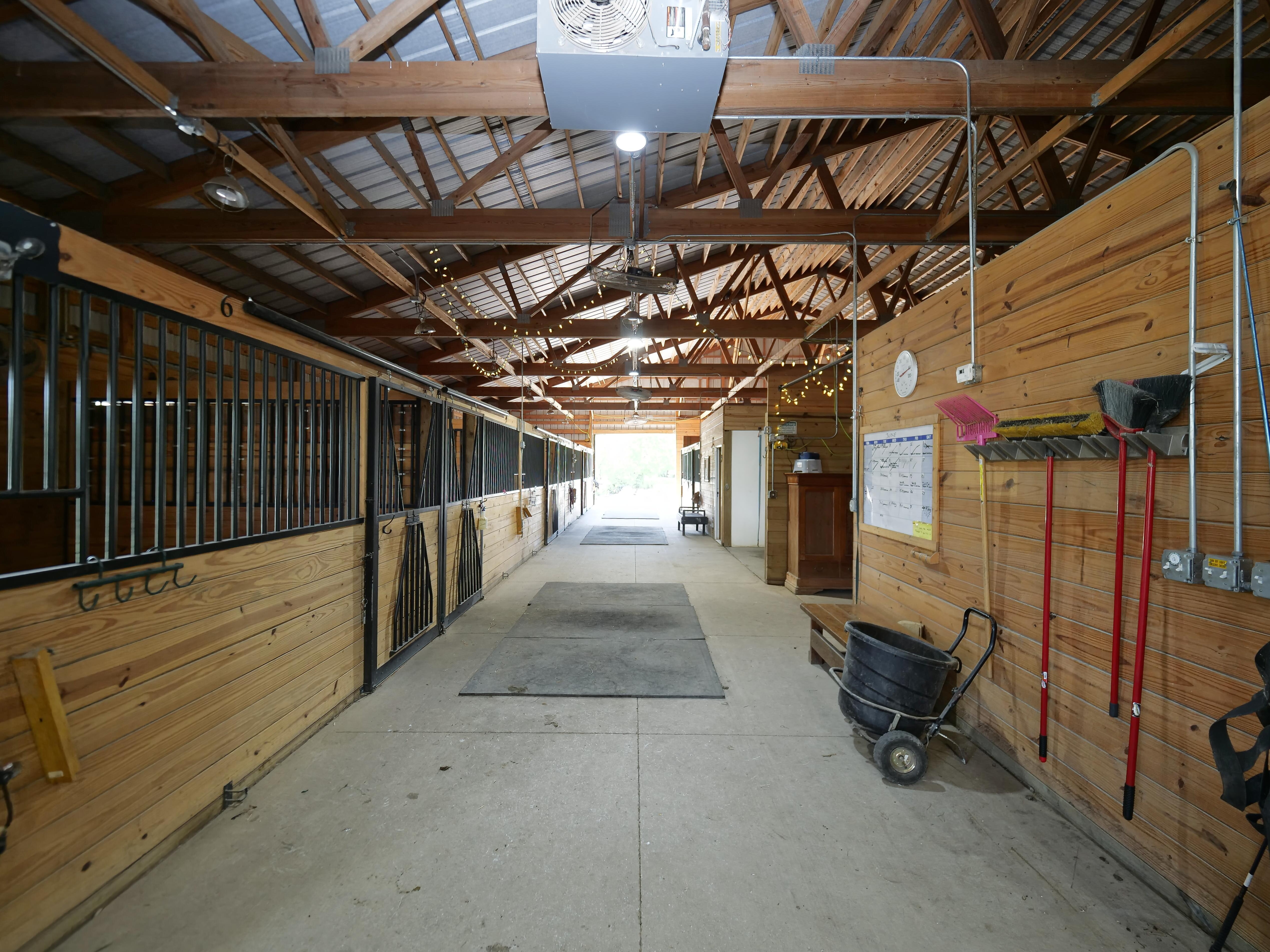 LUXURY EQUESTRIAN ESTATE---owner financing available! | Living Quarters + Stables | For Sale