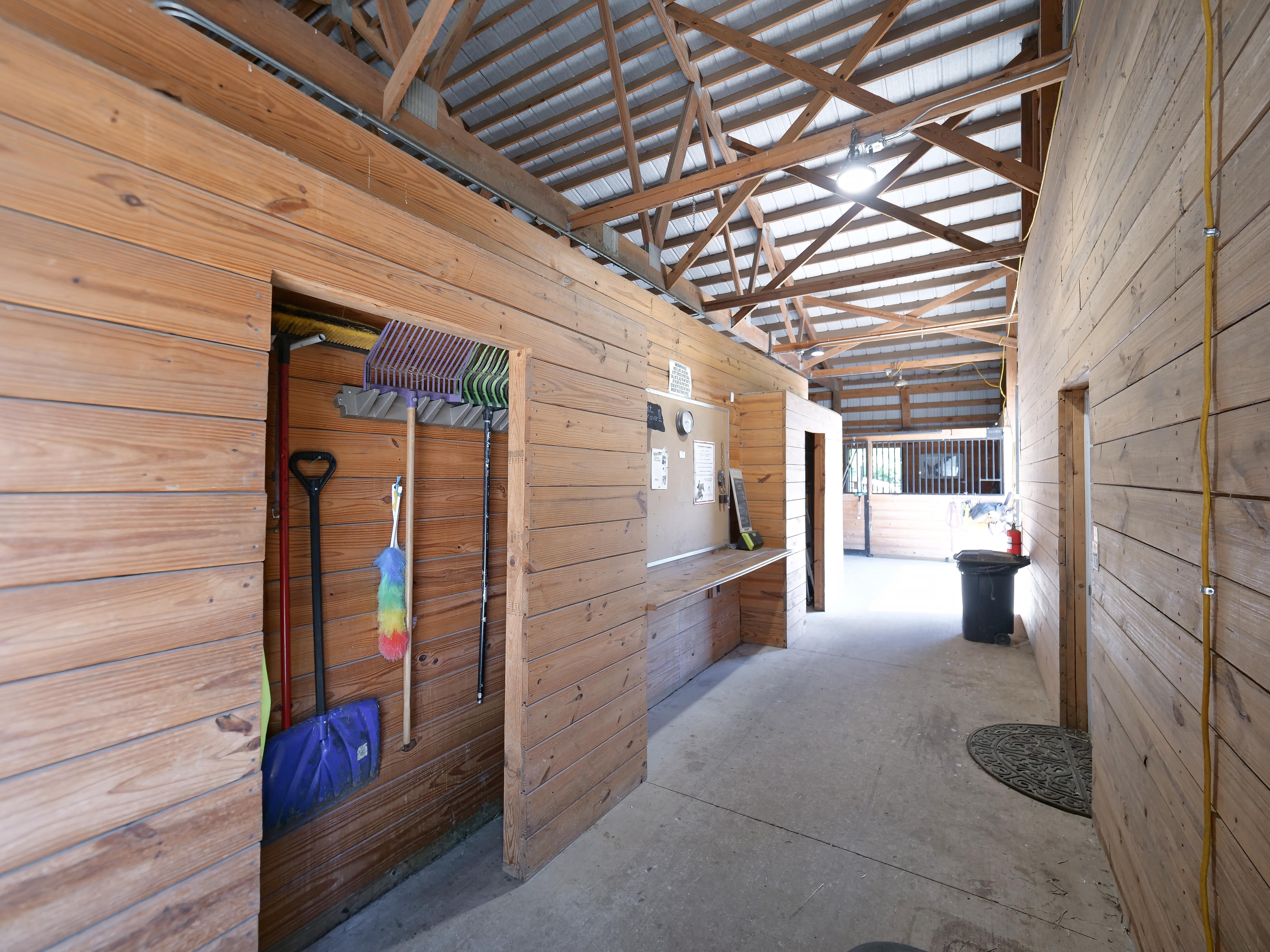 LUXURY EQUESTRIAN ESTATE---owner financing available! | Living Quarters + Stables | For Sale